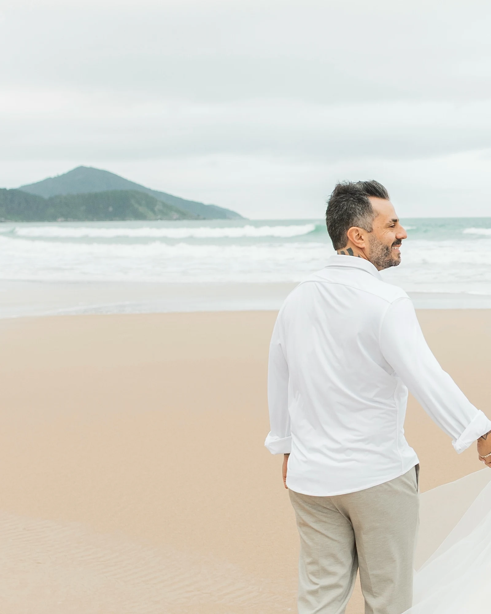 Casamento na praia em Bombinhas, no Macuco Restaurante e Eventos